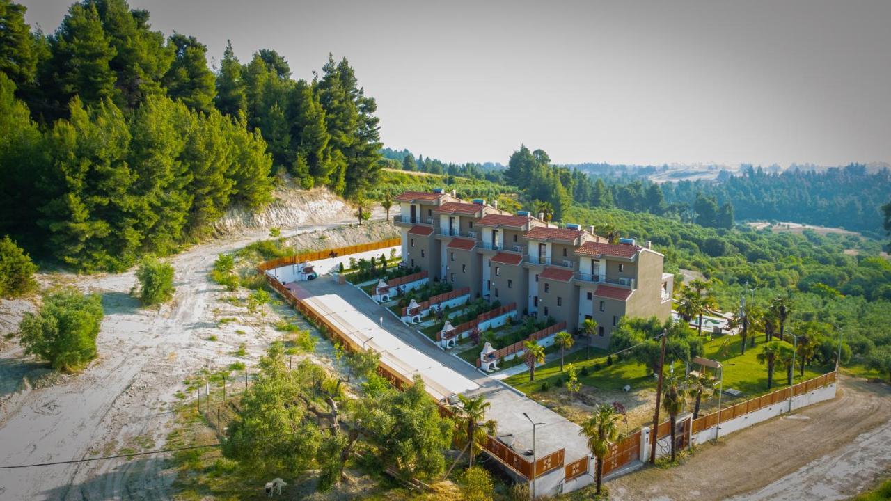 Pefkohori Golden Mountain Beach Villas Екстериор снимка