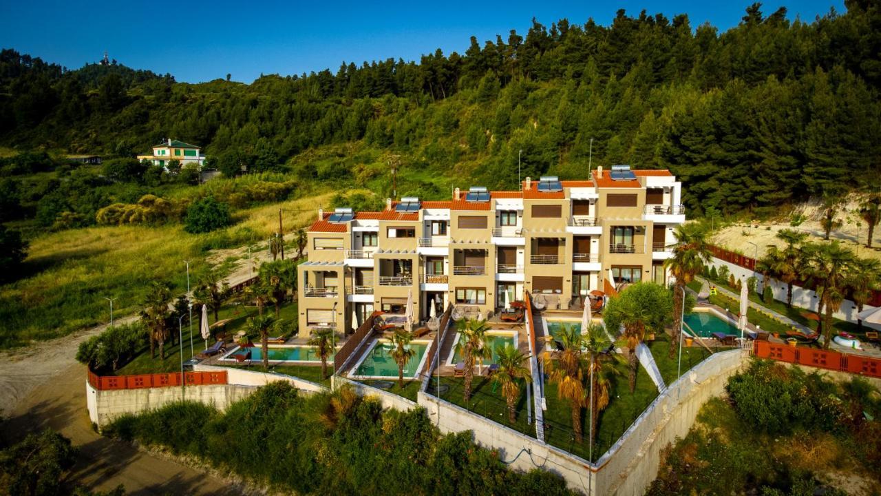 Pefkohori Golden Mountain Beach Villas Екстериор снимка