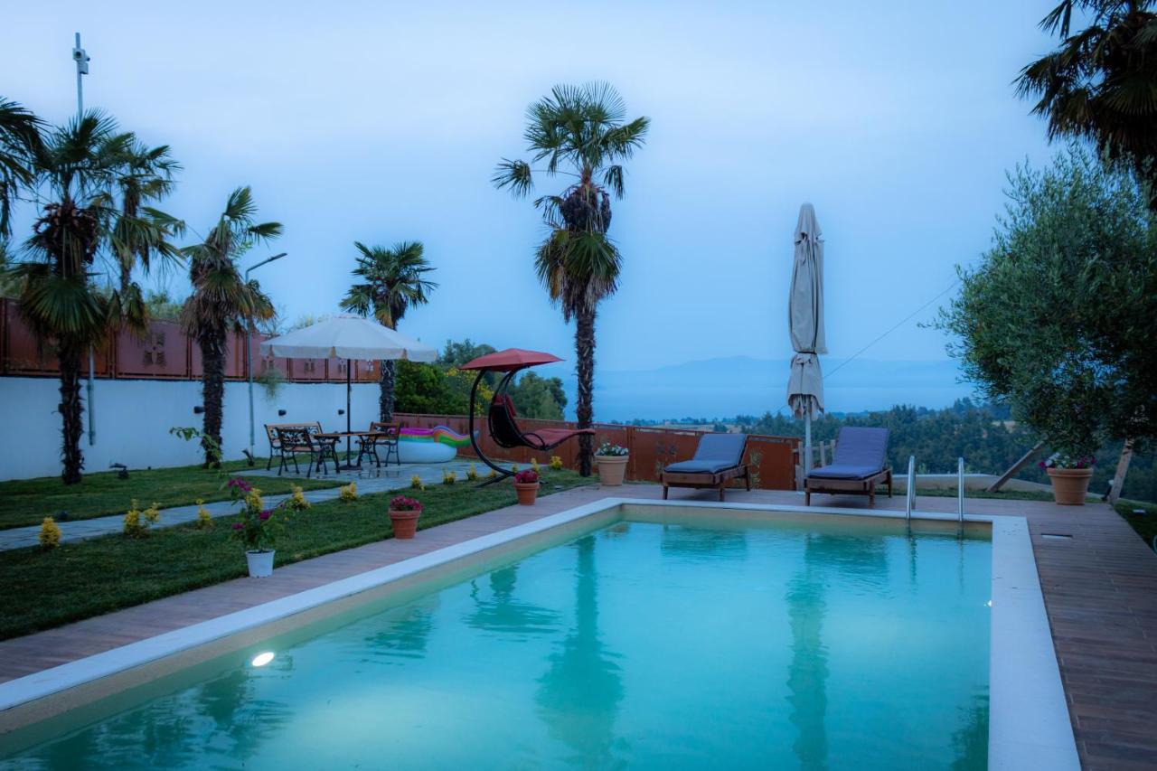 Pefkohori Golden Mountain Beach Villas Екстериор снимка