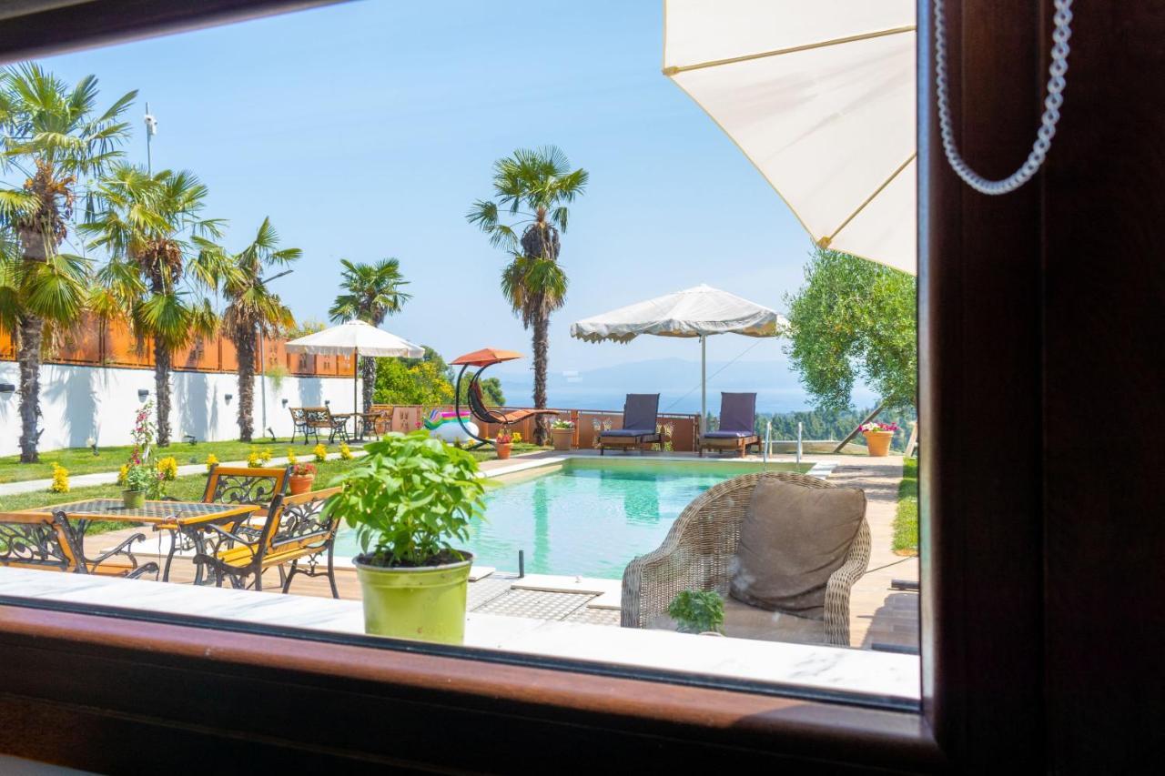 Pefkohori Golden Mountain Beach Villas Екстериор снимка