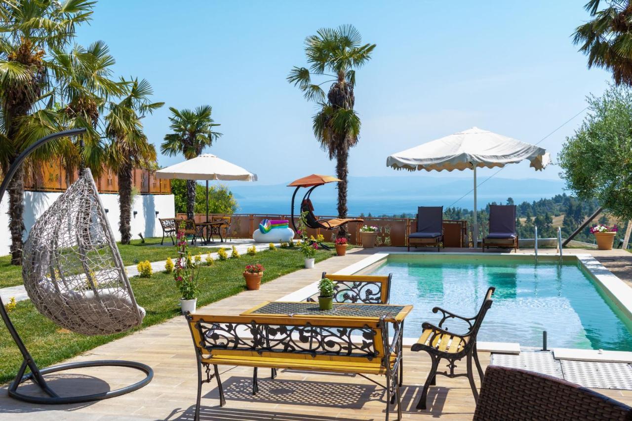 Pefkohori Golden Mountain Beach Villas Екстериор снимка