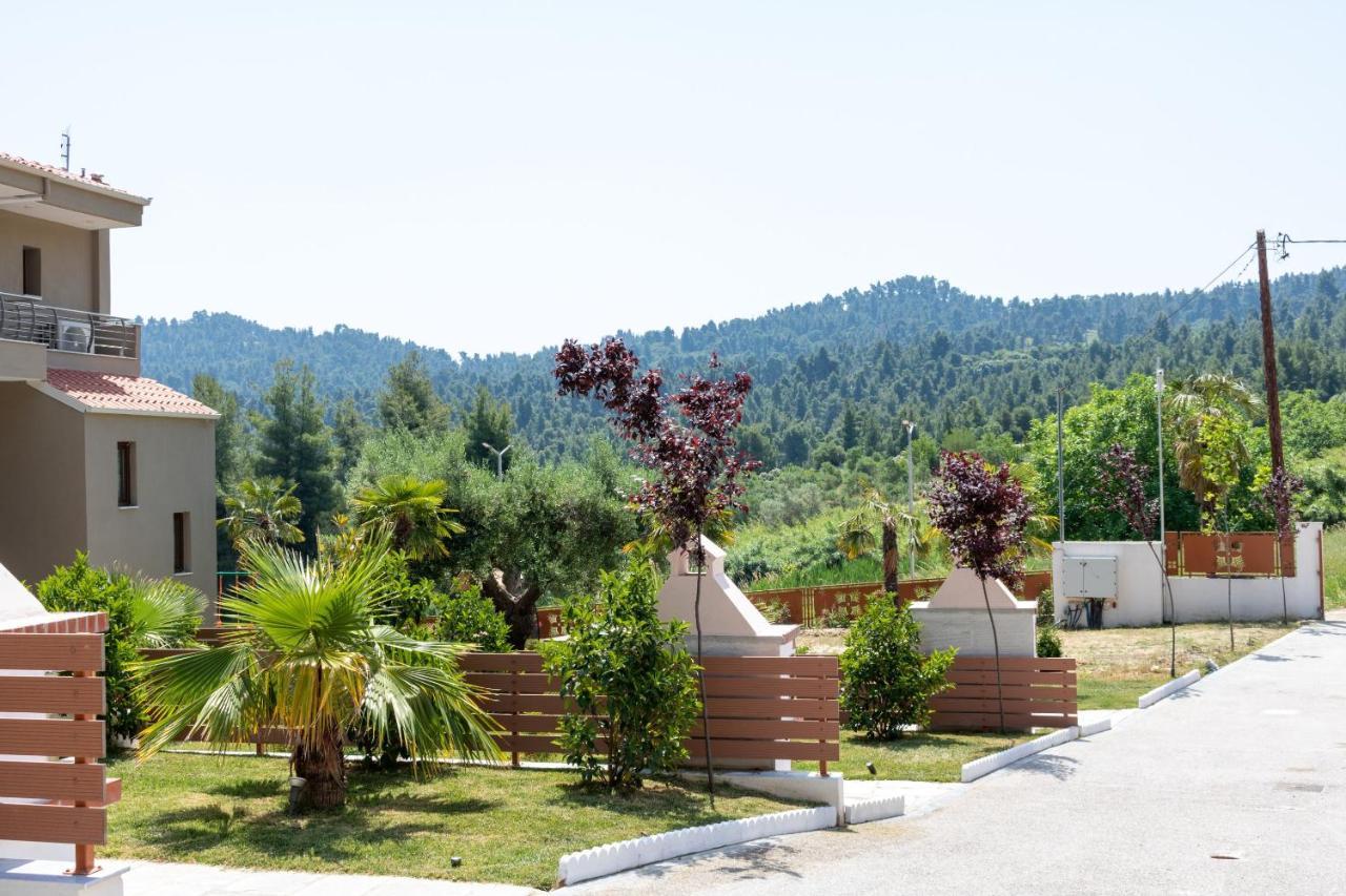 Pefkohori Golden Mountain Beach Villas Екстериор снимка