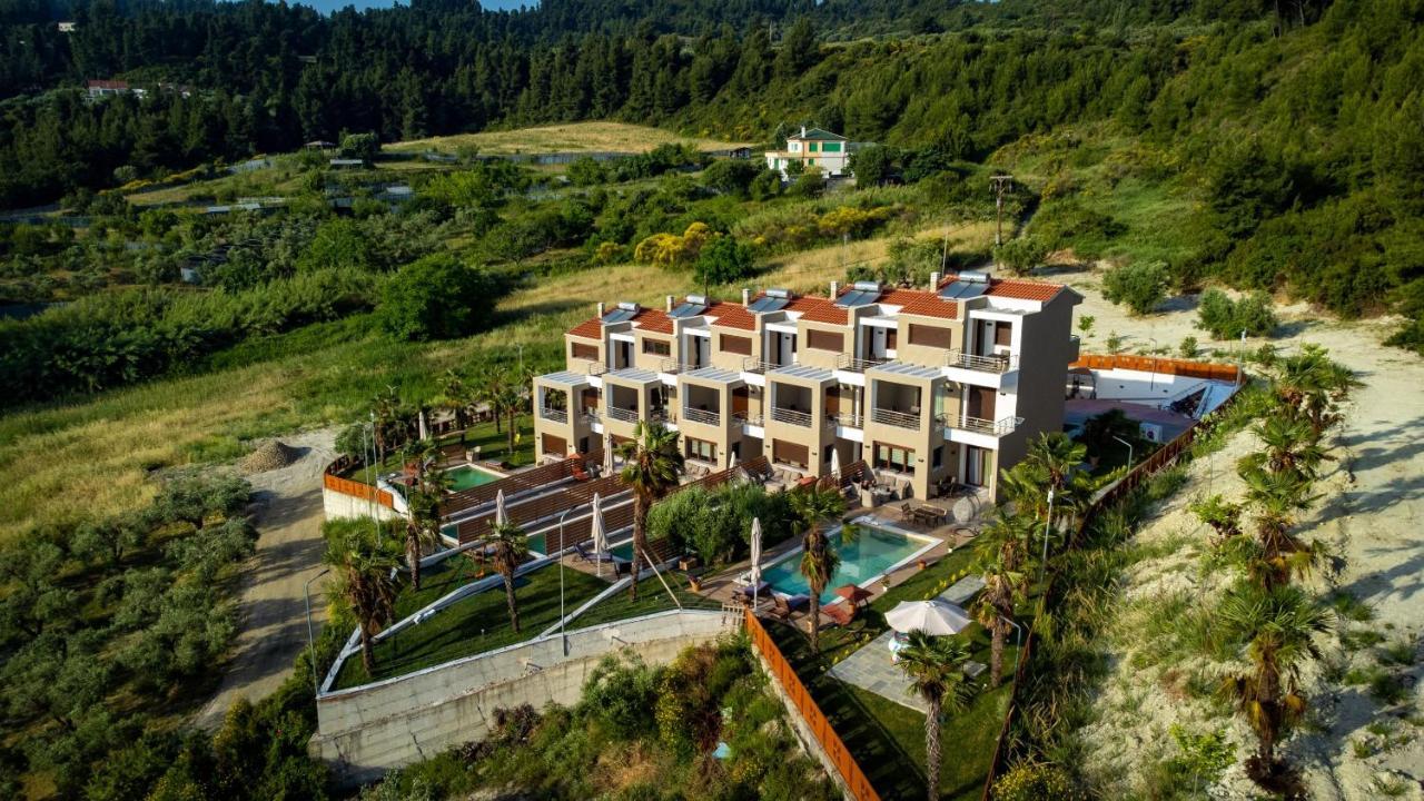 Pefkohori Golden Mountain Beach Villas Екстериор снимка