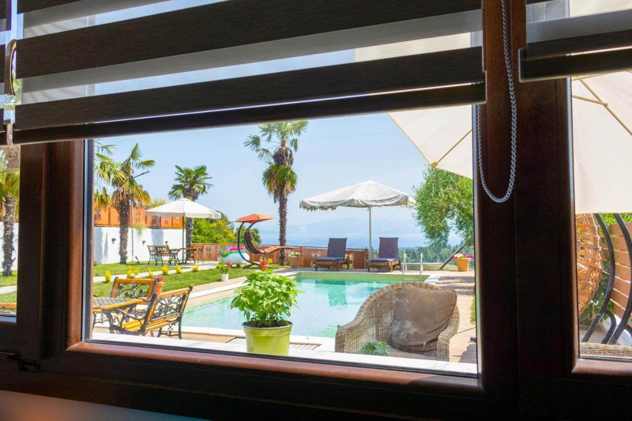 Pefkohori Golden Mountain Beach Villas Екстериор снимка
