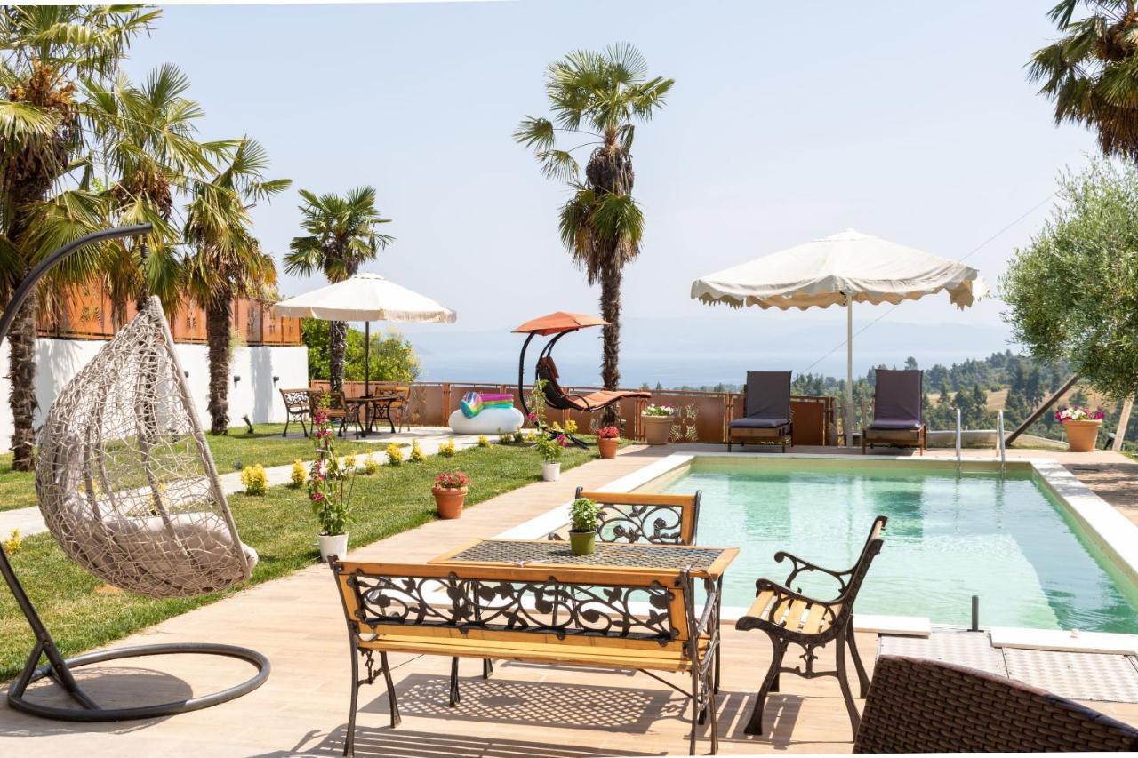 Pefkohori Golden Mountain Beach Villas Екстериор снимка