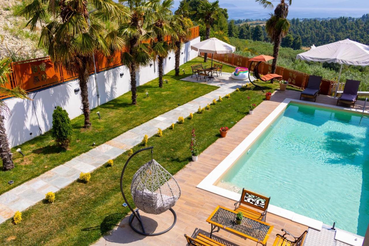 Pefkohori Golden Mountain Beach Villas Екстериор снимка
